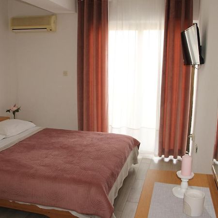 קנין Motel "Tri Lovca" מראה חיצוני תמונה