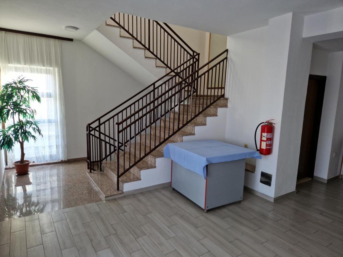 קנין Motel "Tri Lovca" מראה חיצוני תמונה
