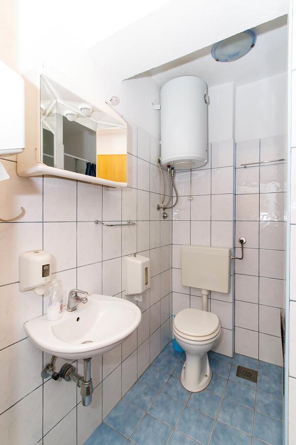 קנין Motel "Tri Lovca" מראה חיצוני תמונה